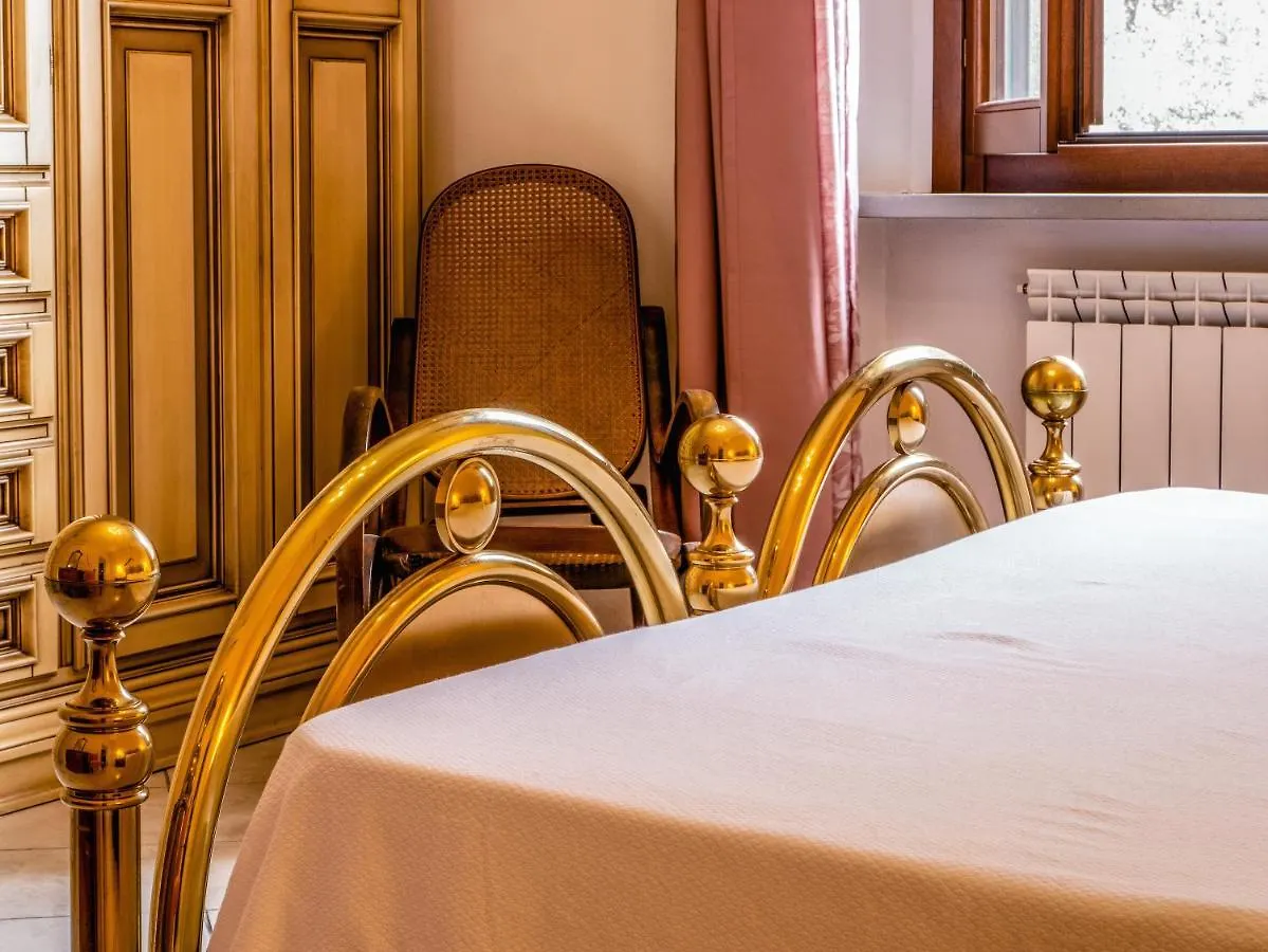 Petali Di Toscana Nugola Bed & Breakfast